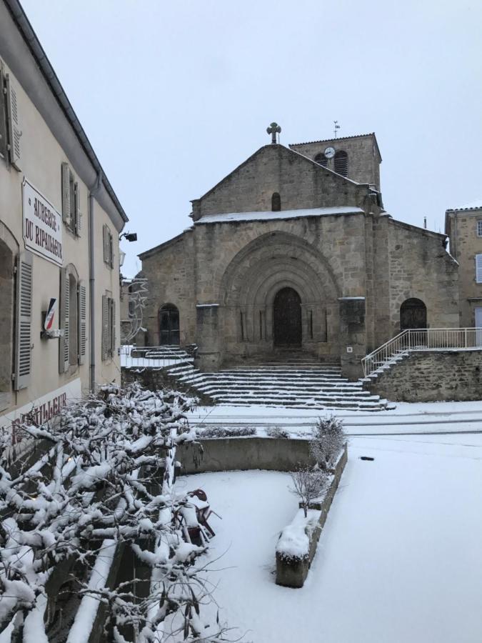 Auberge Du Ripailleur Dore-l'Eglise Luaran gambar